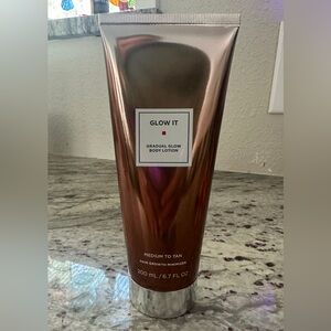 European Wax Center Glow It Gradual Glow Body Lotion NEW